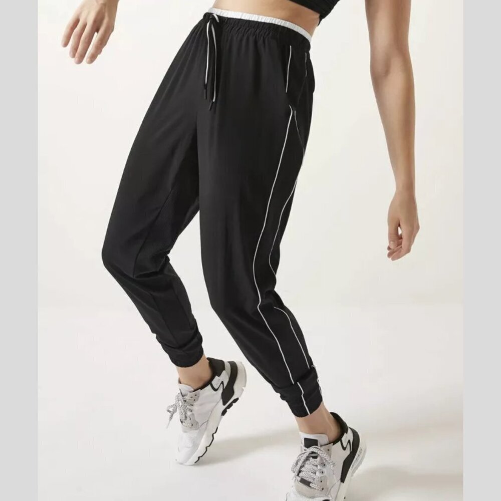 Athleta Brooklyn Jogger Pants Black White Colorblocked 4552